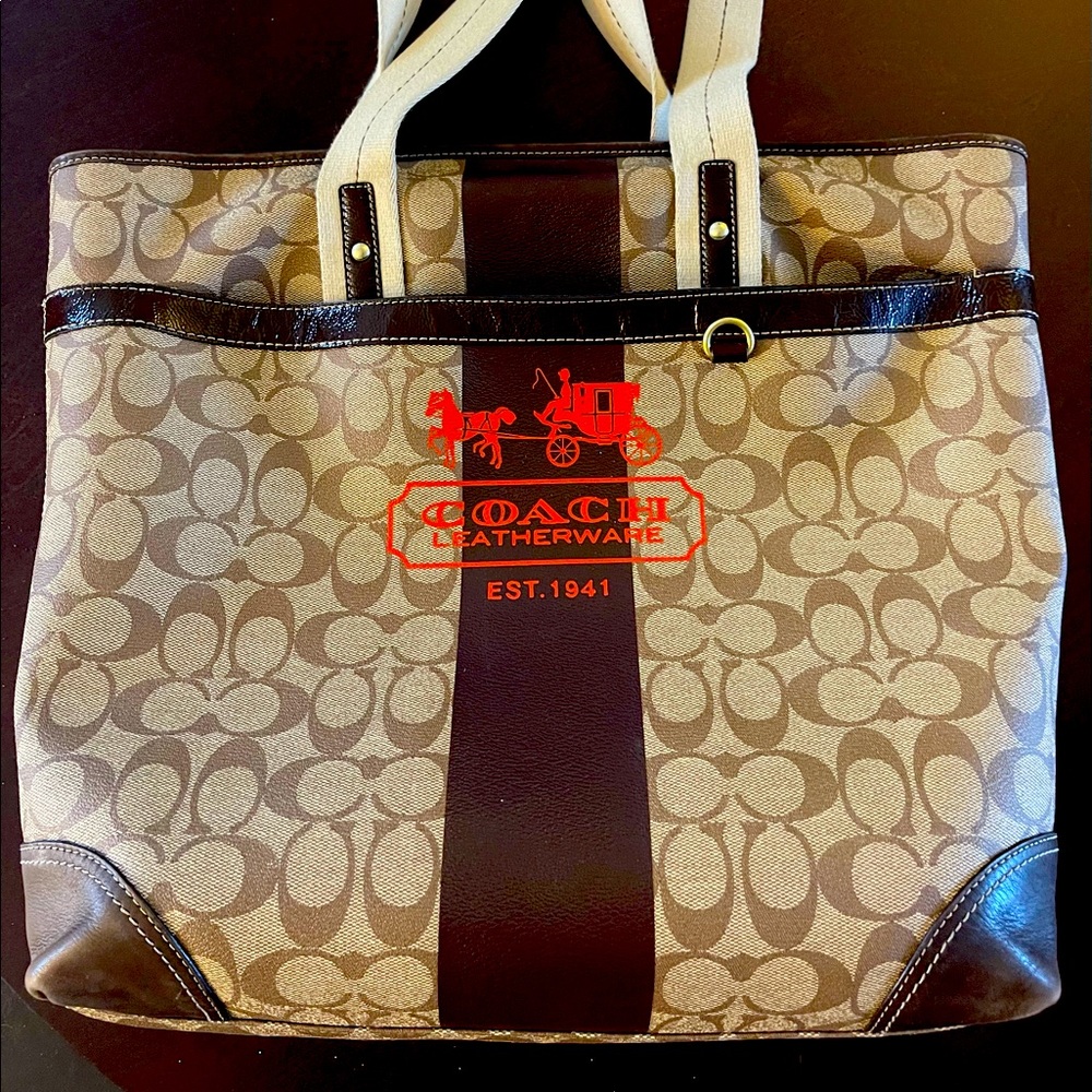 Coach Larger tote bag in Brown